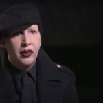 Марилин Мэнсон Эван Рэйчел Вүүдийн эсрэг гаргасан гүтгэлгийн нэхэмжлэлээ буцаан татжээ хэмээн мэдээллээ