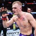 Иан Мачадо Гарри “Хулчгар” Колби Ковингтоныг шүүмжилж, Шавкат Рахмоновын бэлтгэлийн үеэр түүнийг бууж өгсөн гэж хэлсэнд ийнхүү хариулав