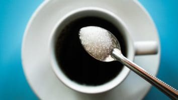 Элсэн чихэрээс татгалзах нь таны биеийг хэдхэн хоногийн дотор сайнаар өөрчилнө