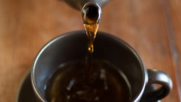 Цай уудаг хүмүүс яагаад урт насалдаг вэ?