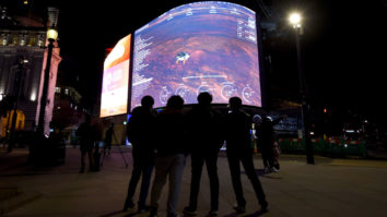 НАСА-тай хамт сансарт аялахад бэлэн үү?