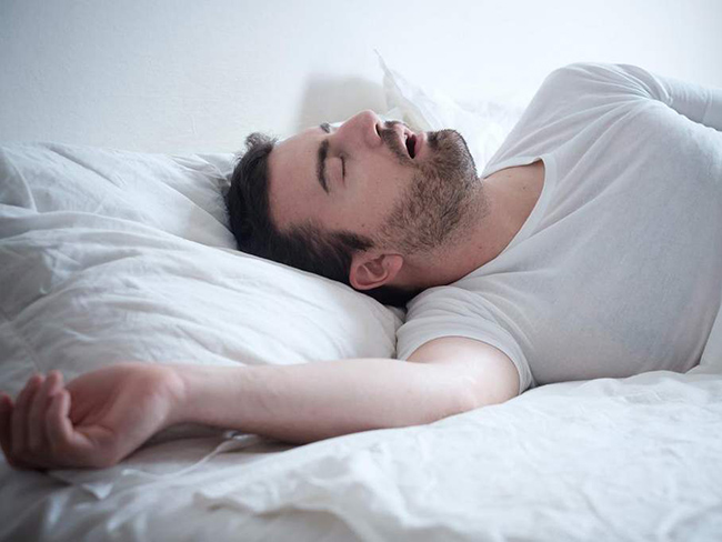 Судалгаагаар хажуу талаараа унтах нь урт наслахад нөлөөлдөг болохыг тогтоожээ Судалгаагаар хажуу талаараа унтах нь урт наслахад нөлөөлдөг болохыг тогтоожээ