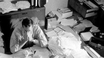 Ажил дээрээ хэт ачаалал өгөхөөс хэрхэн сэргийлэх вэ?