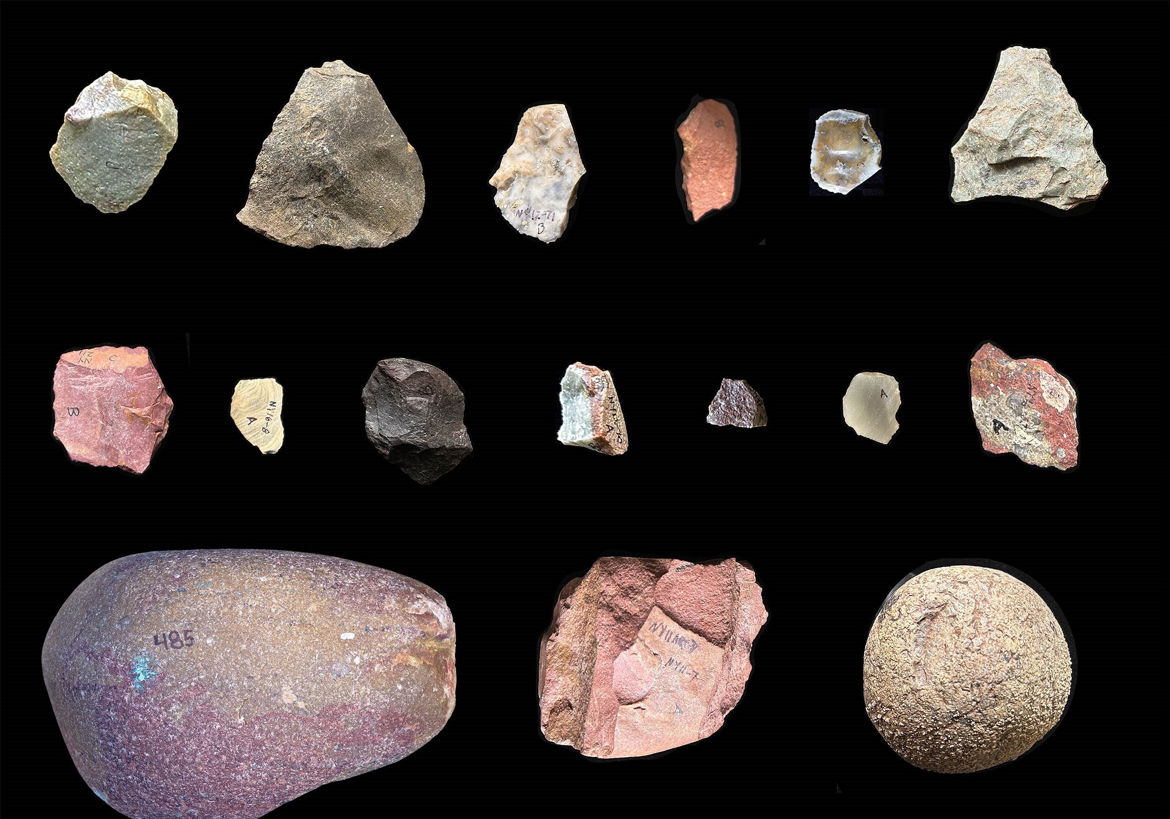 Бидний өвөг дээдэс чулууны багаж хийх материалын төлөө хол зам туулдаг байжээ