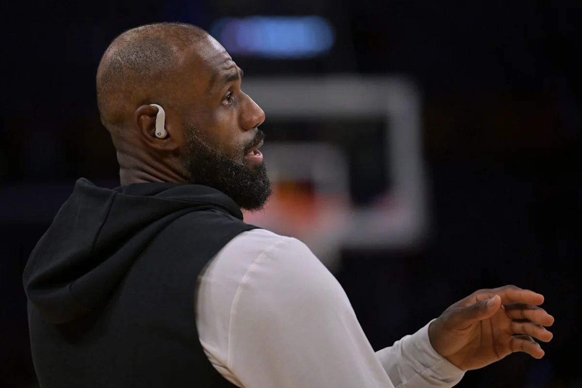 LeBron James plans to film 'Last Dance'-style documentary with 76ers