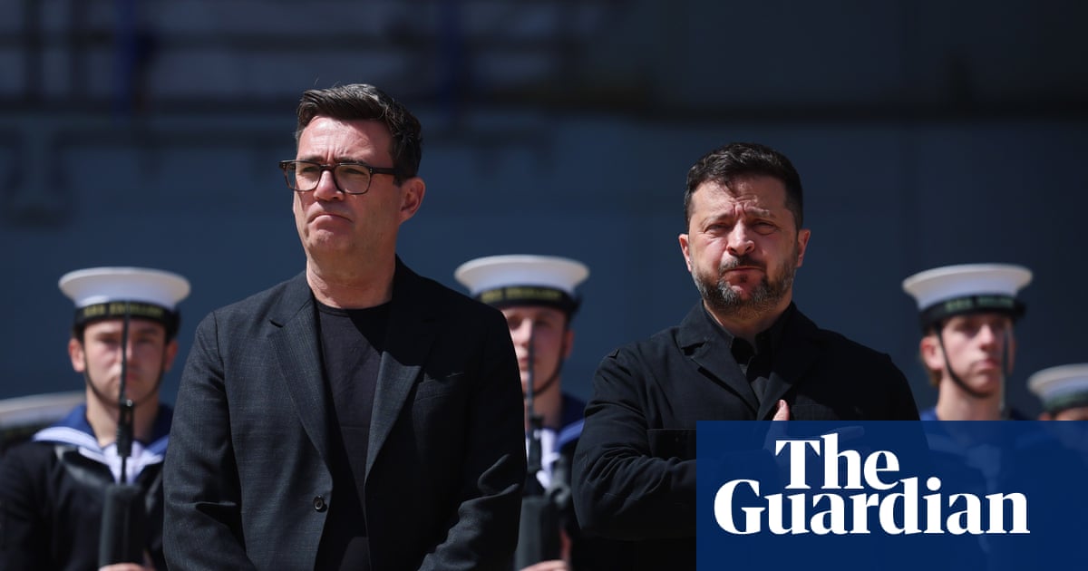 Burnham welcomes Ukraine's Zelenskyy as his first foreign visitor as PM – video