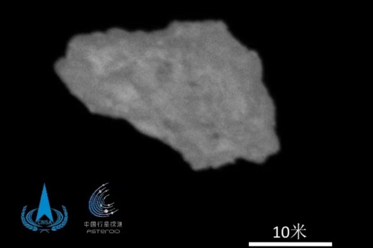 China’s Tianwen-2 Reaches Earth’s Quasi-Moon and Prepares to Grab a Sample
