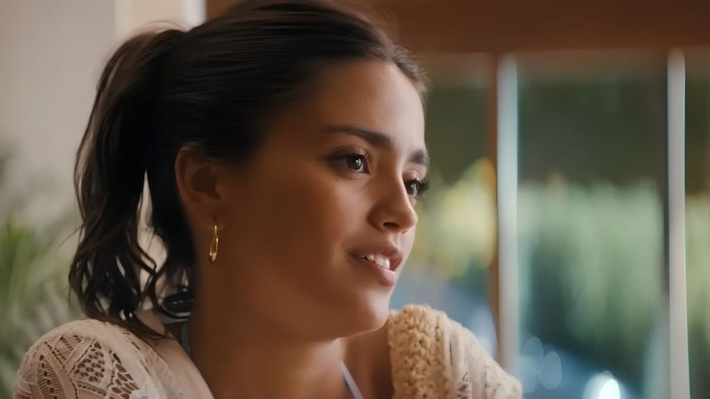 The Last Sunrise Trailer Teases an Unexpected Twist for Maia Reficco & Fernando Lindez
