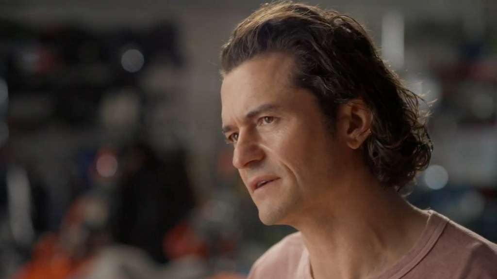 Orlando Bloom & Girlfriend Luisa Laemmel Make Waves in PDA-Packed Beach Photos