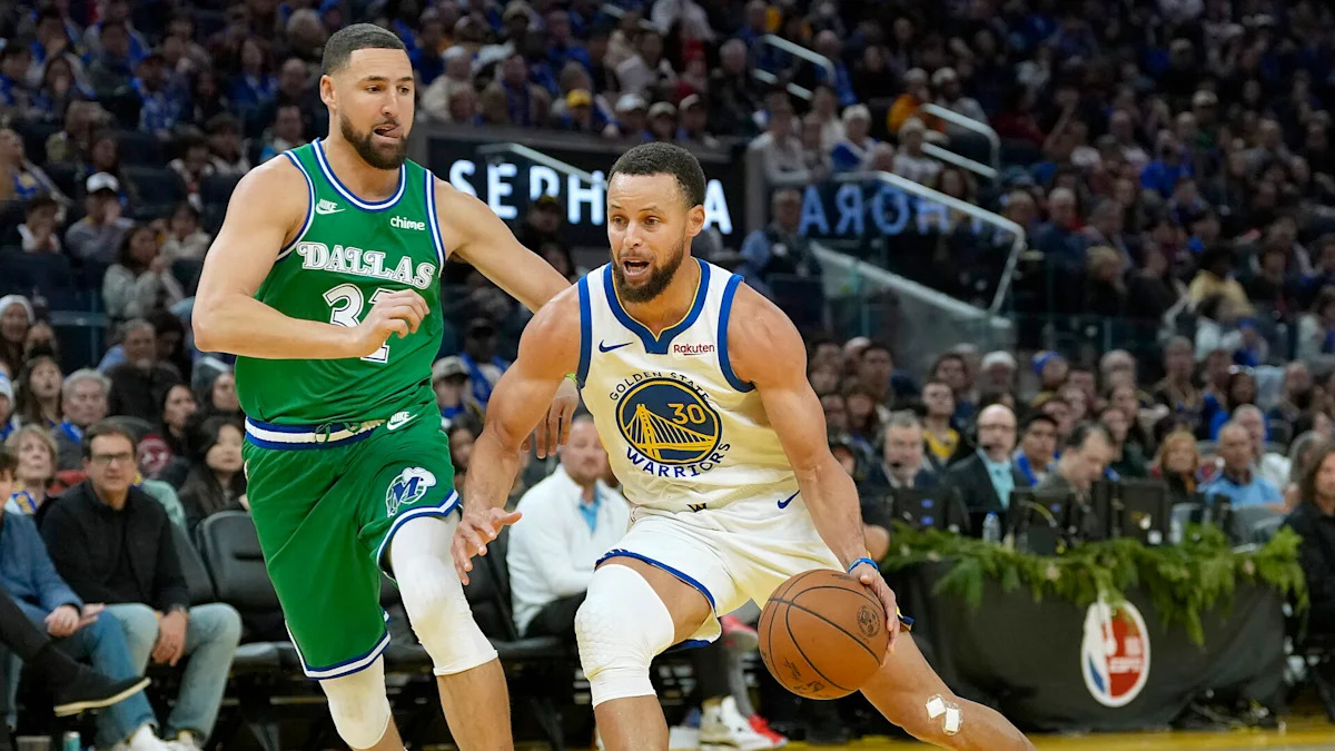 NBA-ийн тойм: Клэй Томпсон аварга авах боломжтой багт хүсэлтэй байгаа бол Стефен Карри гэрээгээ сунгах төлөвтэй байна