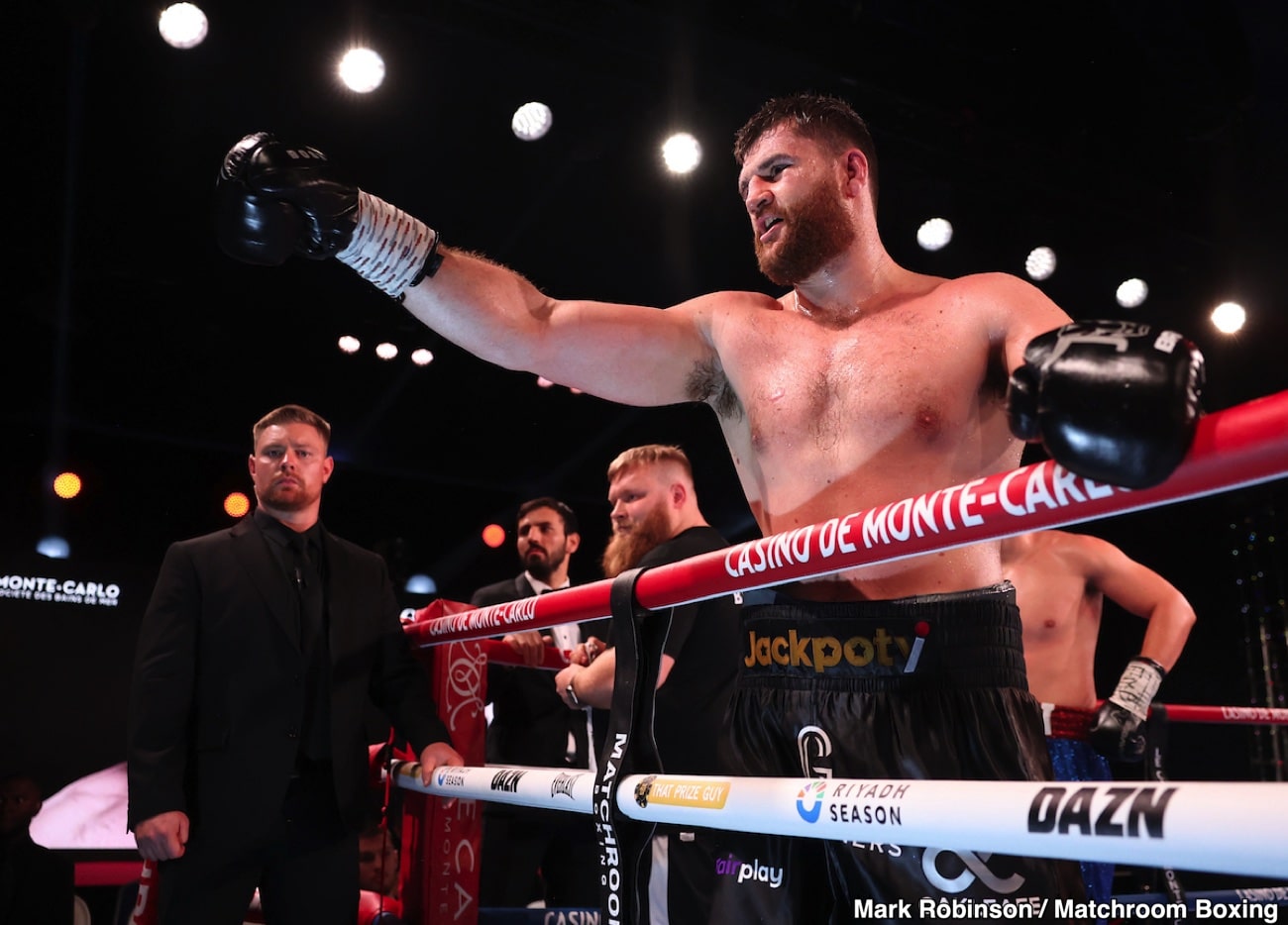 Жонни Фишерийн Zuffa Boxing-д хийх анхны тулааны сонголтыг хөгжөөн дэмжигчид шүүмжилж байна