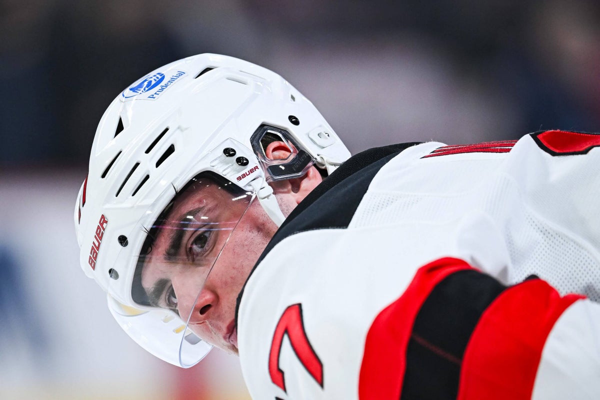 Шимон Немец NHL-ийн шинэ улиралд бэлтгэлээ өөрчлөн Калгари Флэймст нэгдлээ