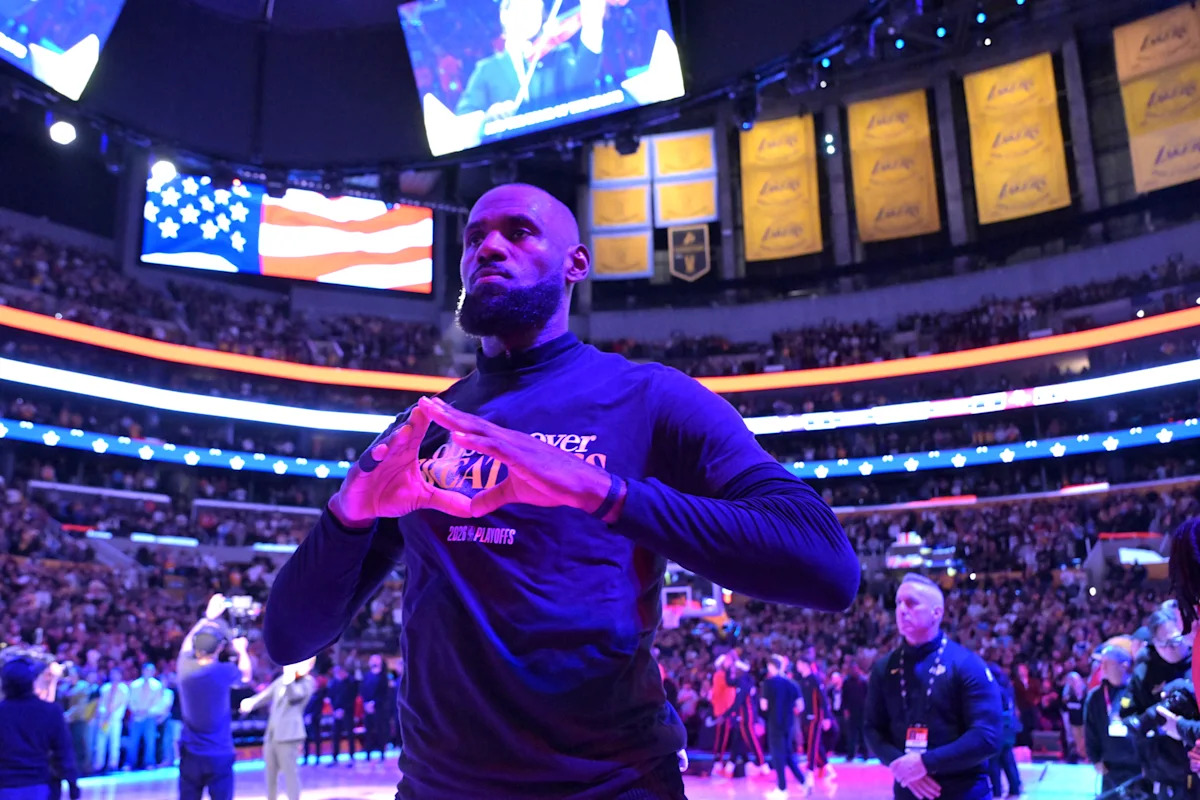 NBA-ийн зул сарын баярын өдрийн тоглолтын хуваарь тодорхой боллоо