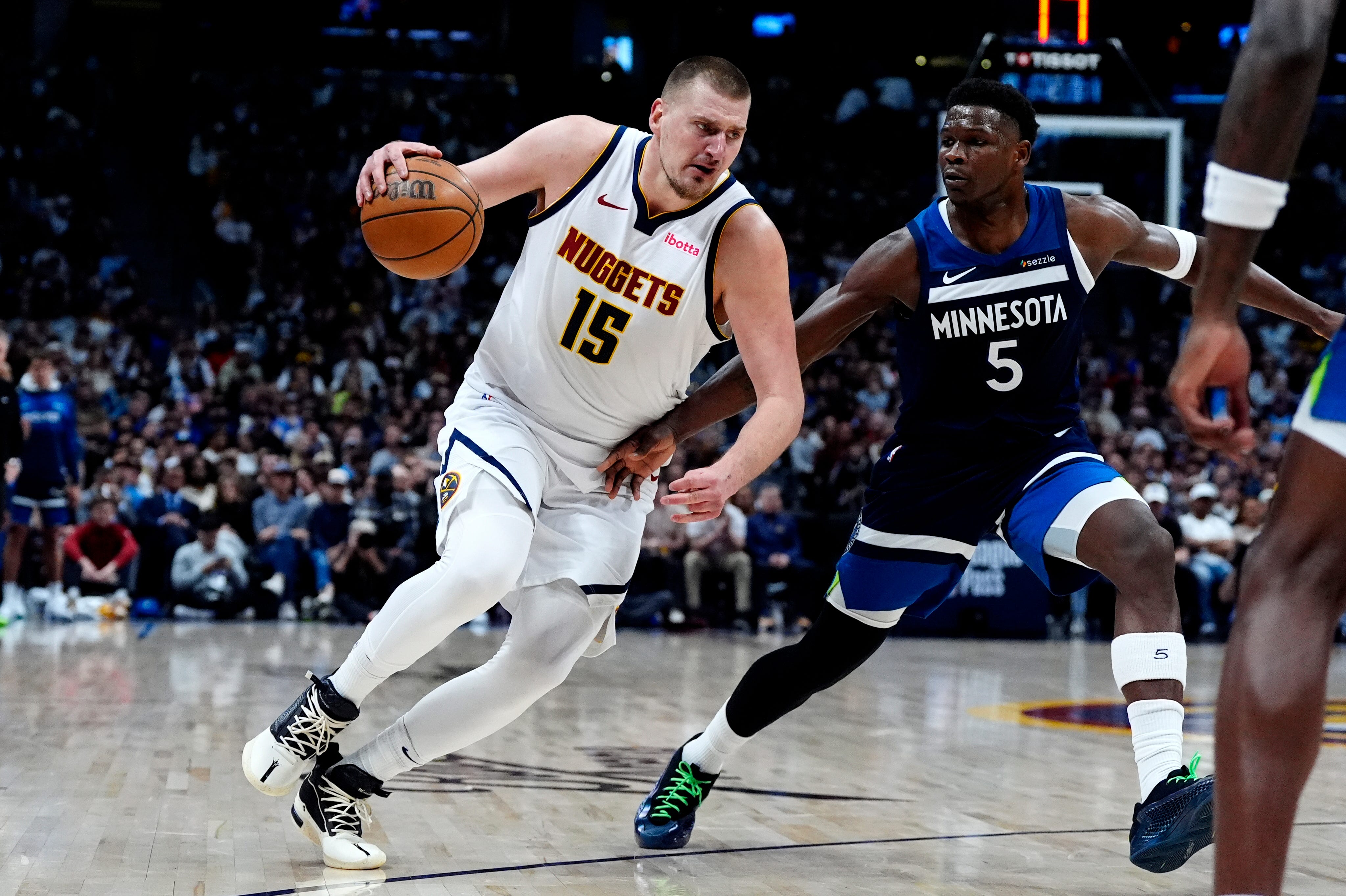 2026-2027 оны NBA-ийн улирлын хуваарь гарч, анхаарал татах 10 тоглолтыг нэрлэв