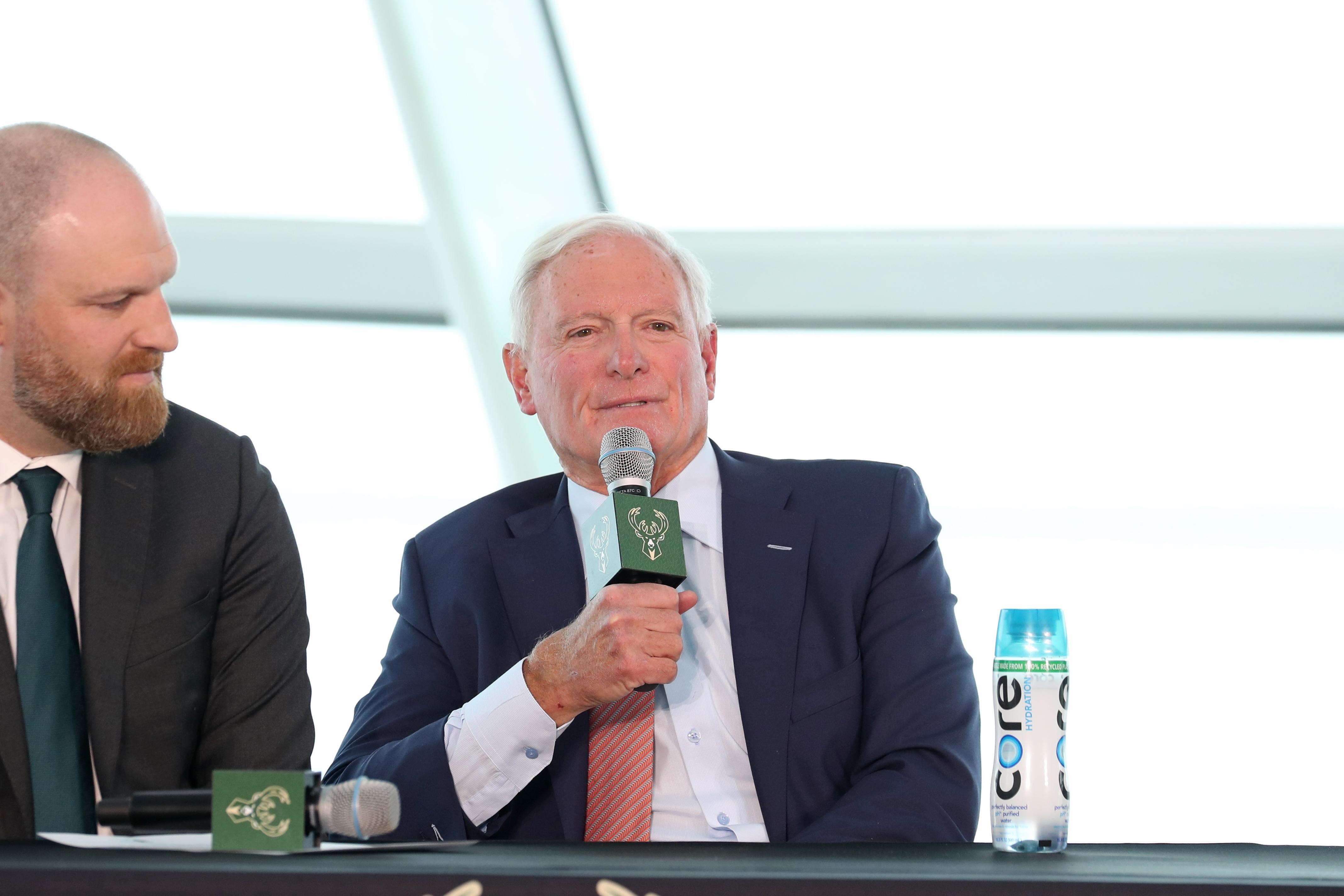 After trading Myles and Giannis, Jimmy Haslam weighs in on where rebuilding is harder: NBA or NFL?