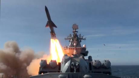 Курилын арлуудын орчимд ОХУ пуужингийн туршилт хийсэн нь Японы эсэргүүцэлтэй тулгарлаа