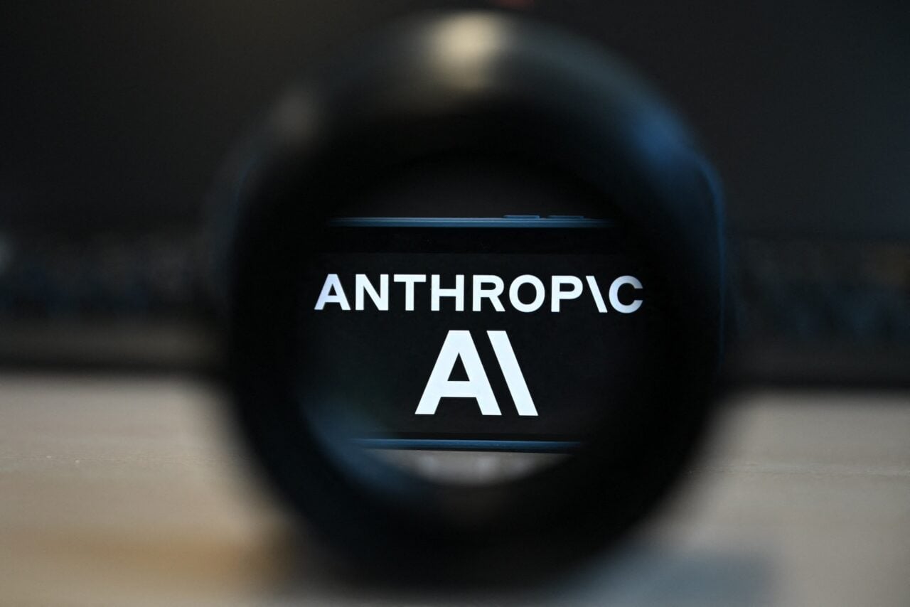 Anthropic компанийн Claude загварын нууц тэмдэглэгээг арилгах хэрэгсэл эрэлт ихтэй байна