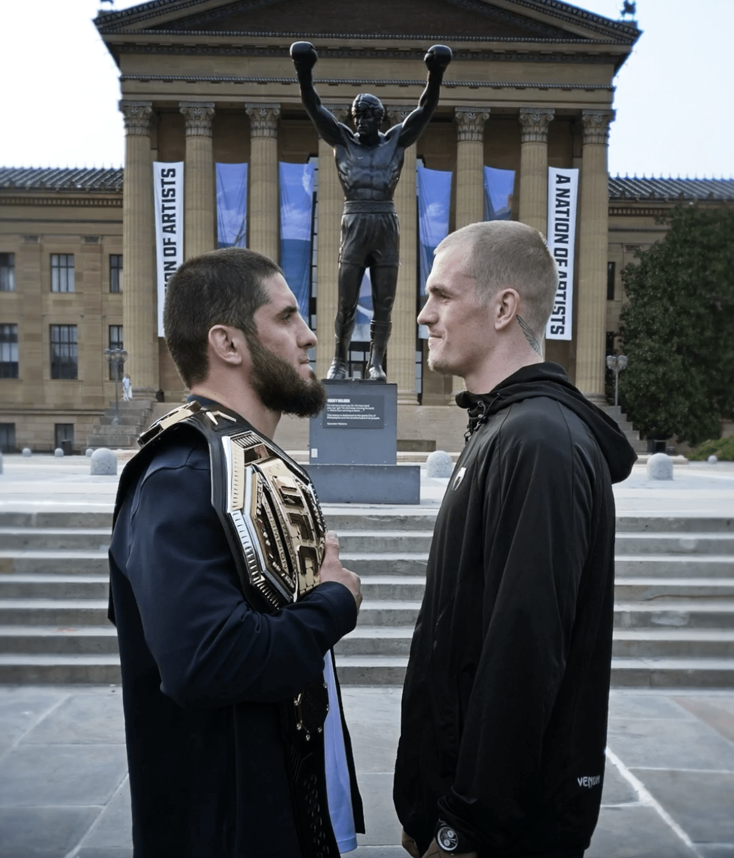Ислам Махачев болон Иэн Мачадо Гарри нар UFC 330 тэмцээний өмнө анх удаа нүүр туллаа