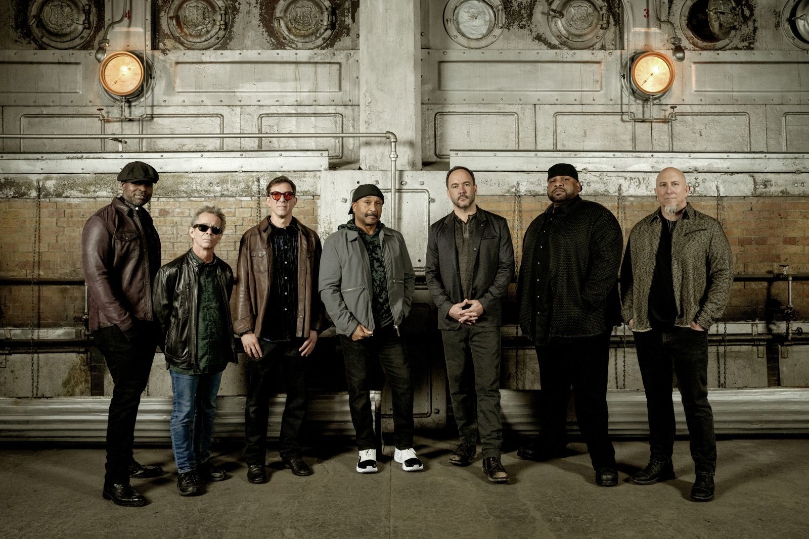 Dave Matthews Band хамтлаг 2026 оны намрын аялан тоглолтын хуваариа танилцууллаа