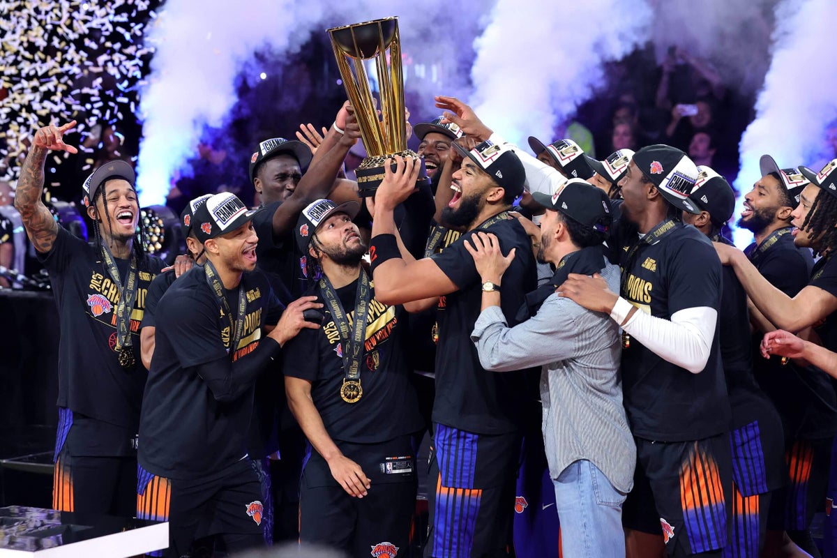 NBA 2026-27 улирлын хуваарь: Нью-Йорк Никс болон Филадельфиа 76ерс багууд NBA Cup-ийн эхний тоглолтод учраа таарлаа