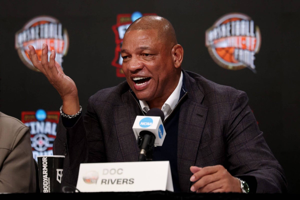 Док Риверс: NBA-ийн домогт дасгалжуулагчийн замнал ба олон нийтийн шүүмжлэл