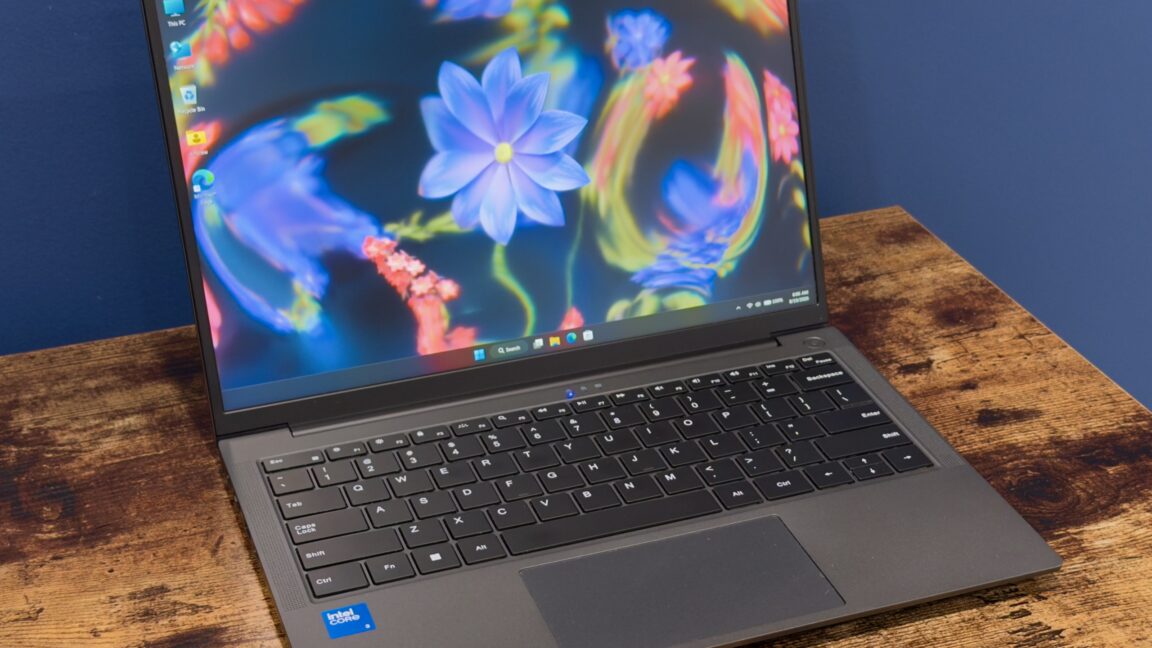 449 долларын үнэтэй Chuwi Unibook зөөврийн компьютер зах зээлд нэвтэрлээ