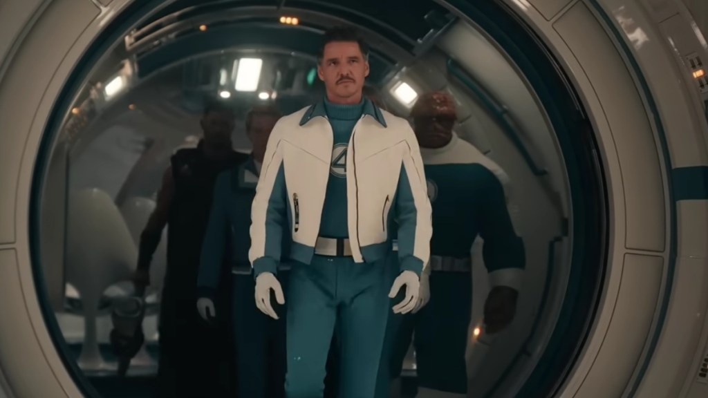 Fantastic Four цувралын шинэ дүр төрх сансрын адал явдалд зориулсан хамгаалалтын хувцсыг танилцууллаа