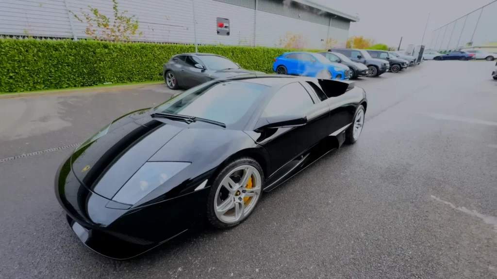 Хорин жилийн настай, маш бага гүйлттэй Lamborghini Murciélago LP640 автомашин худалдан авчээ