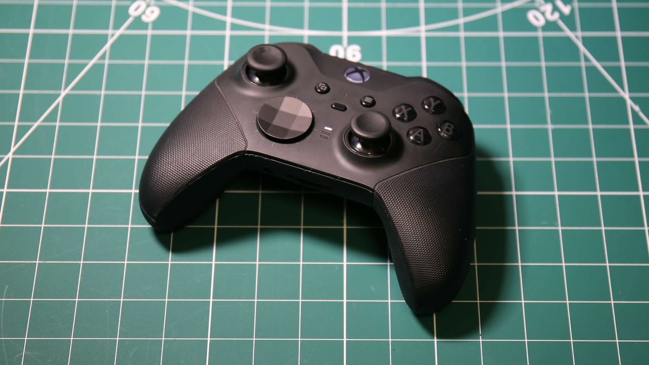 Xbox Elite Series 3 удирдлагын загвар ил болсны дараа Reddit дээрх хэлэлцүүлэг гэнэт алга боллоо