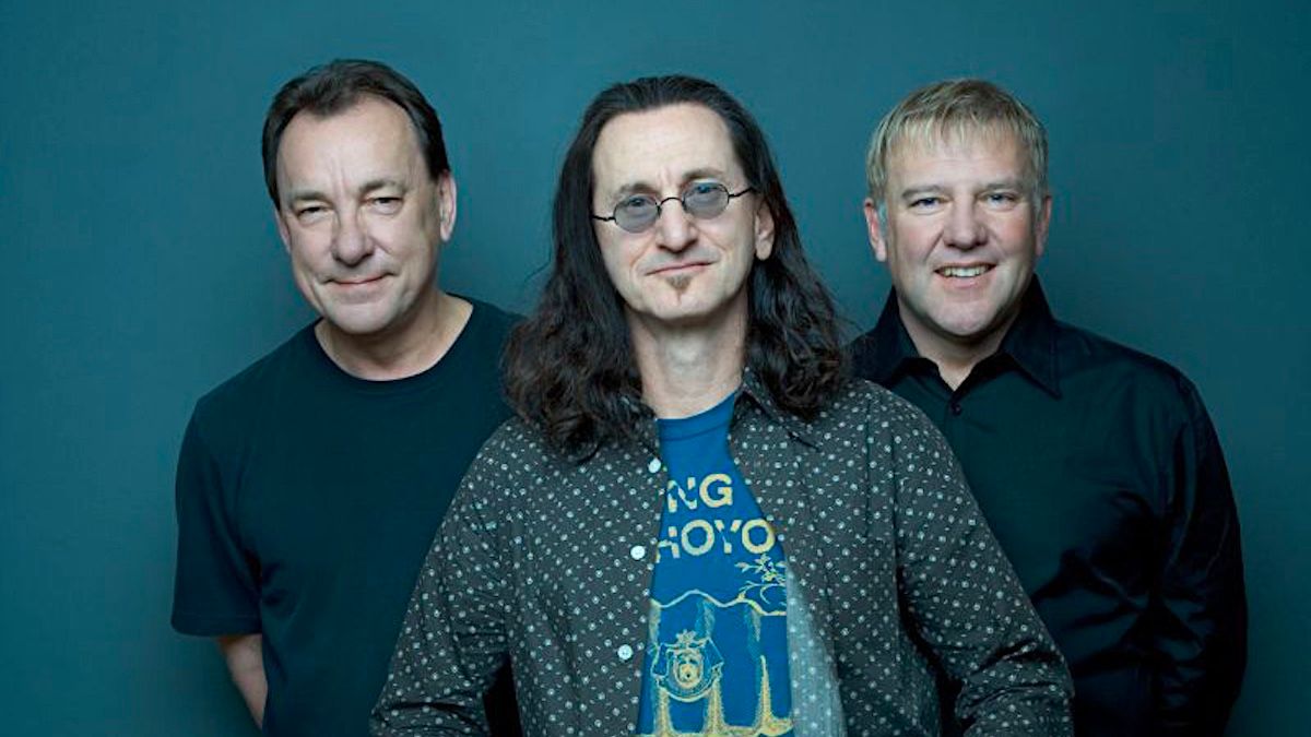 RUSH хамтлагийн аялан тоглолтын үеэр талийгаач Нил Пирттэй холбоотой хачирхалтай явдал тохиолджээ