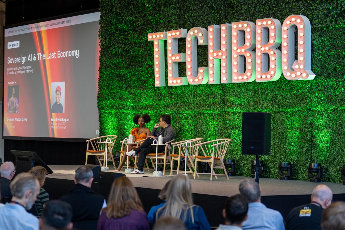 Копенгаген хотод болсон TechBBQ чуулганы үеэр Европын технологийн салбарынхан хиймэл оюун ухааны бүрэн эрхт байдлын асуудлыг хөндлөө