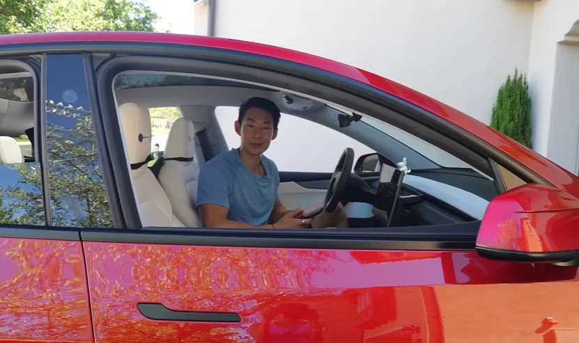 Tesla автомашины эзэмшигчдэд төдийлөн ил байдаггүй нууцлаг боломжуудын талаарх тойм