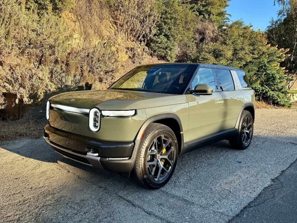Rivian R2 загварын ашиглалтын зардал болон онцлог шинж чанаруудын тойм