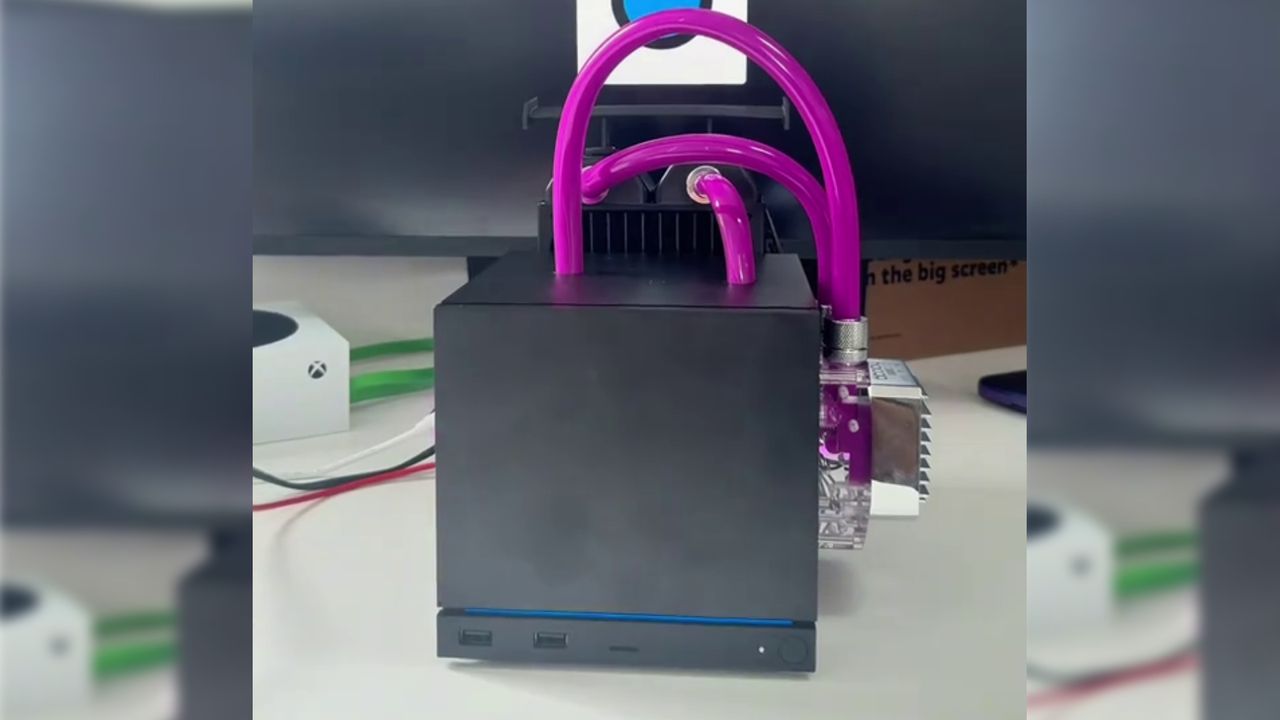 Steam Machine төхөөрөмжийг анх удаа шингэн хөргөлтийн системээр тоноглолоо