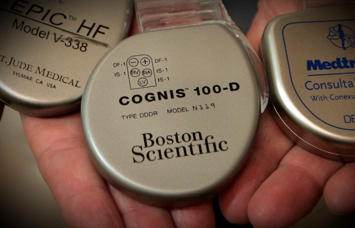 Boston Scientific компани кибер халдлагын улмаас үйл ажиллагаа нь дэлхий даяар доголдоод байна