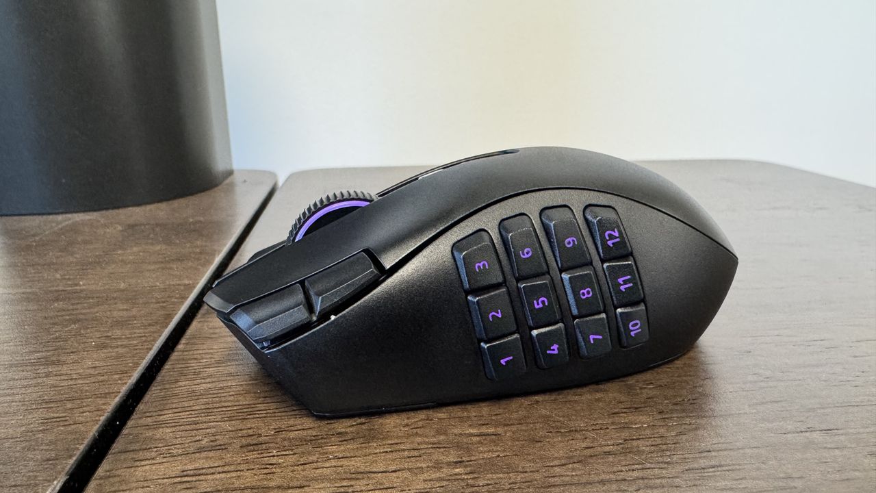 Razer Naga V3 Pro хулганы тойм: MMO тоглоомчдод зориулсан хүчирхэг шинэчлэлт