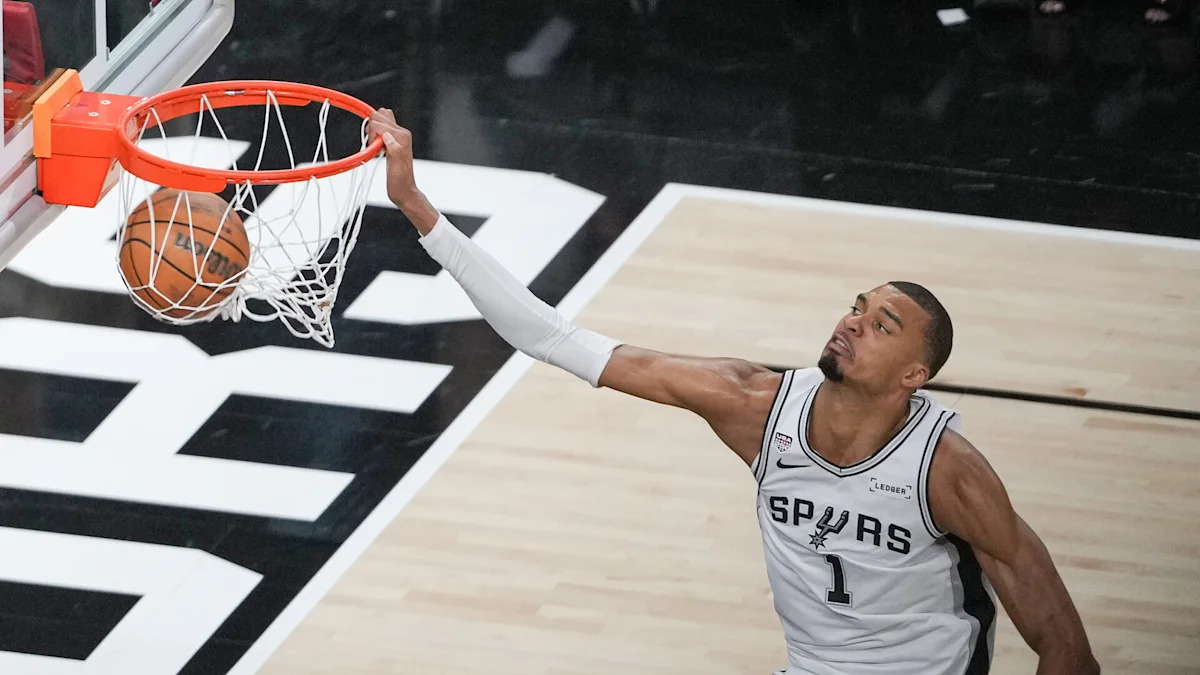 Виктор Вембаньяма NBA-д 100 оноо авах боломжтой гэж үзэж байна