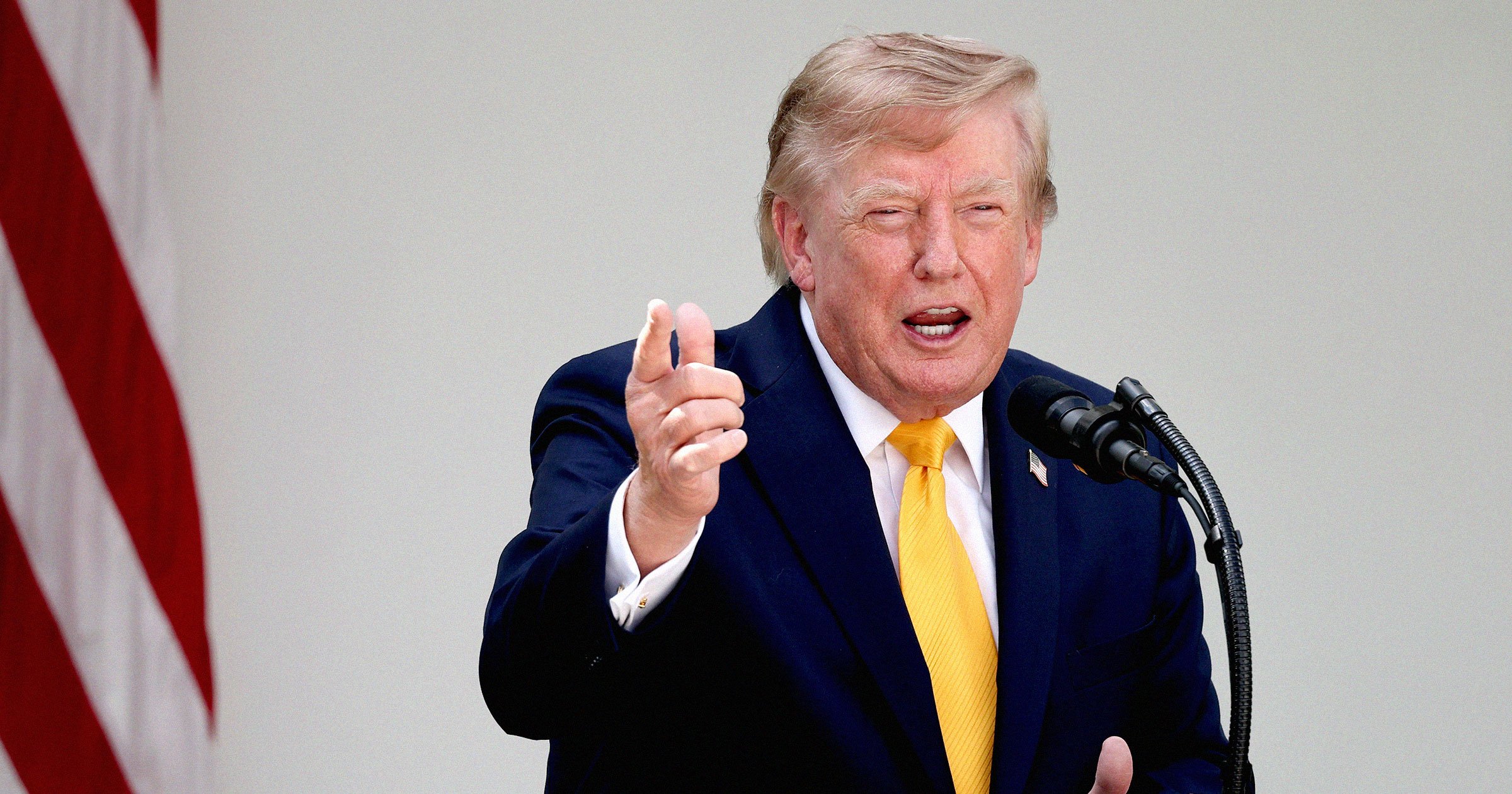 Дональд Трамп дата төв байгуулахыг эсэргүүцэгчдийг шүүмжилж, хиймэл оюун ухааны дэд бүтцийн ач холбогдлыг онцоллоо