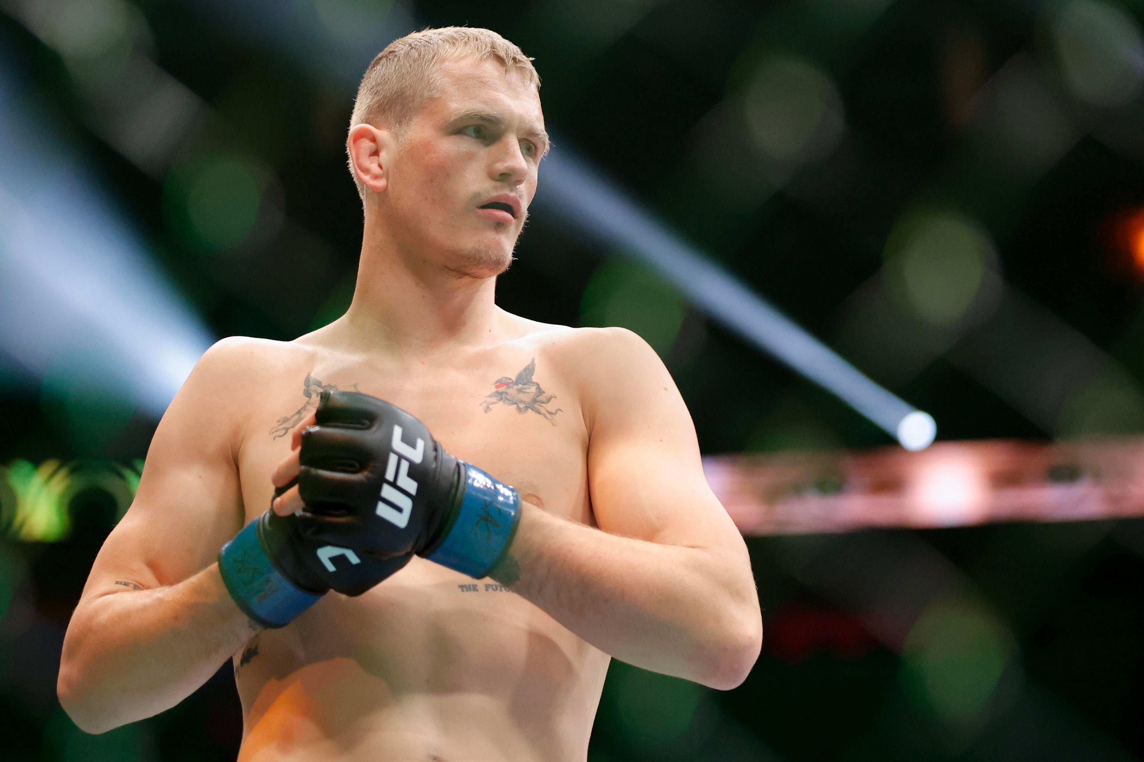 Иан Мачадо Гарри UFC 330-ын дараах аваргын бүс горилох цорын ганц өрсөлдөгчийг нэрлэв