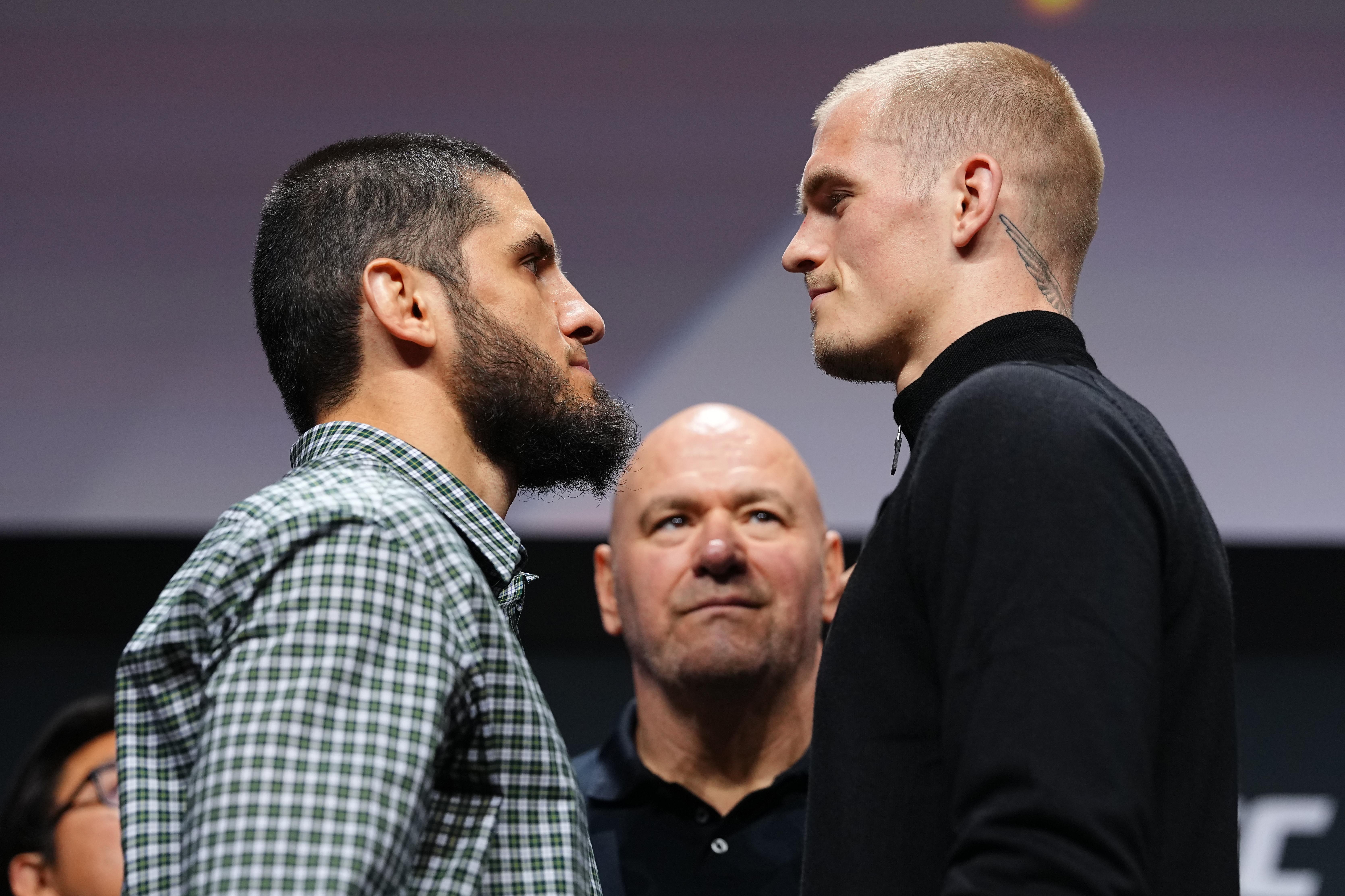 Ислам Махачев UFC 330 тэмцээнд түүхэн амжилтын төлөө октагонд гарна