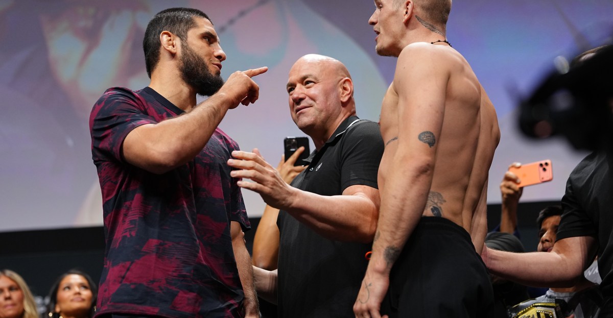 Ислам Махачев UFC 330-д түүхэн амжилтын төлөө Иан Мачадо Гарритай тулалдана