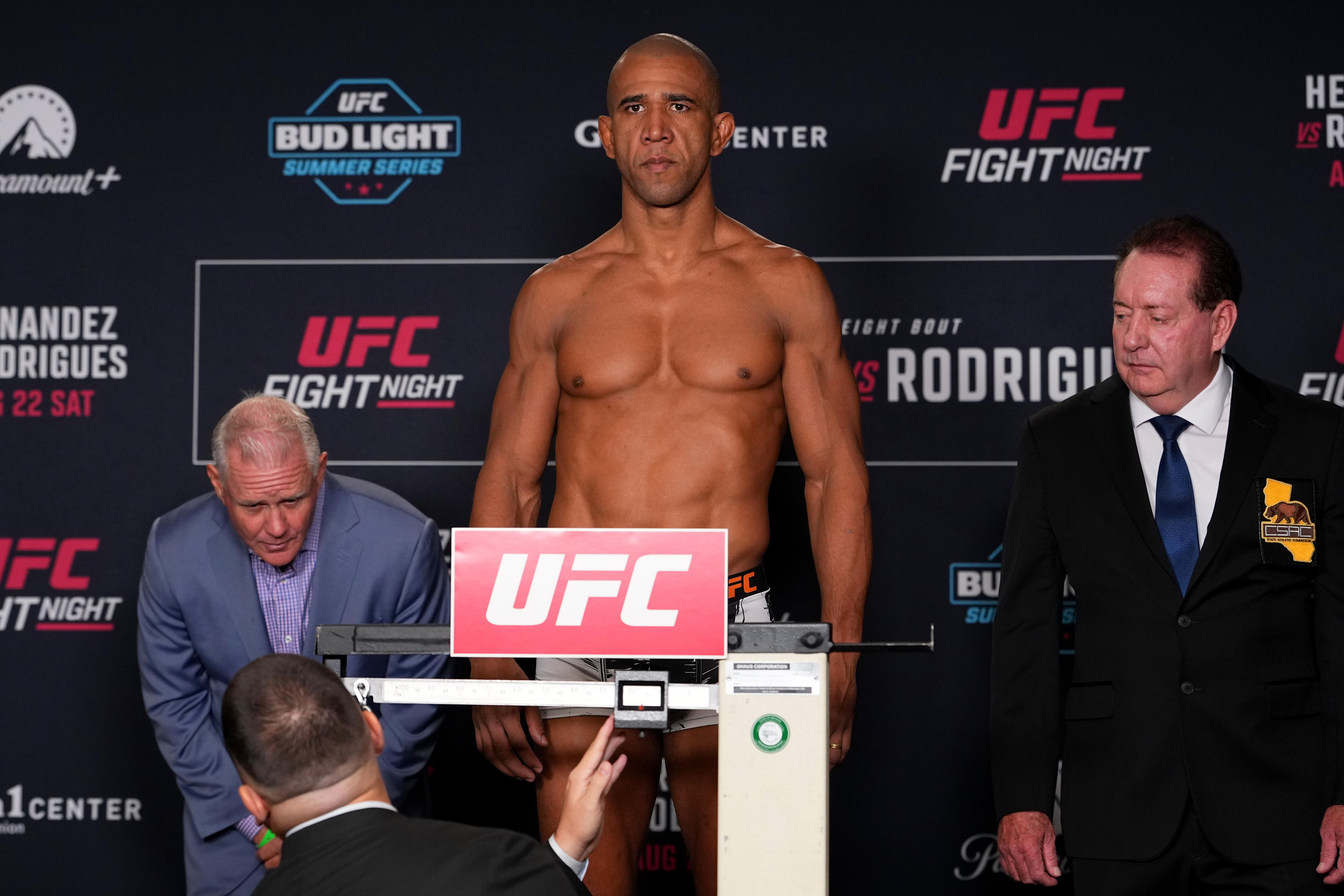 UFC Сакраменто: Тулаанчдын жингийн өөрчлөлтийг хянах шинэ журам хэрэгжиж эхэллээ