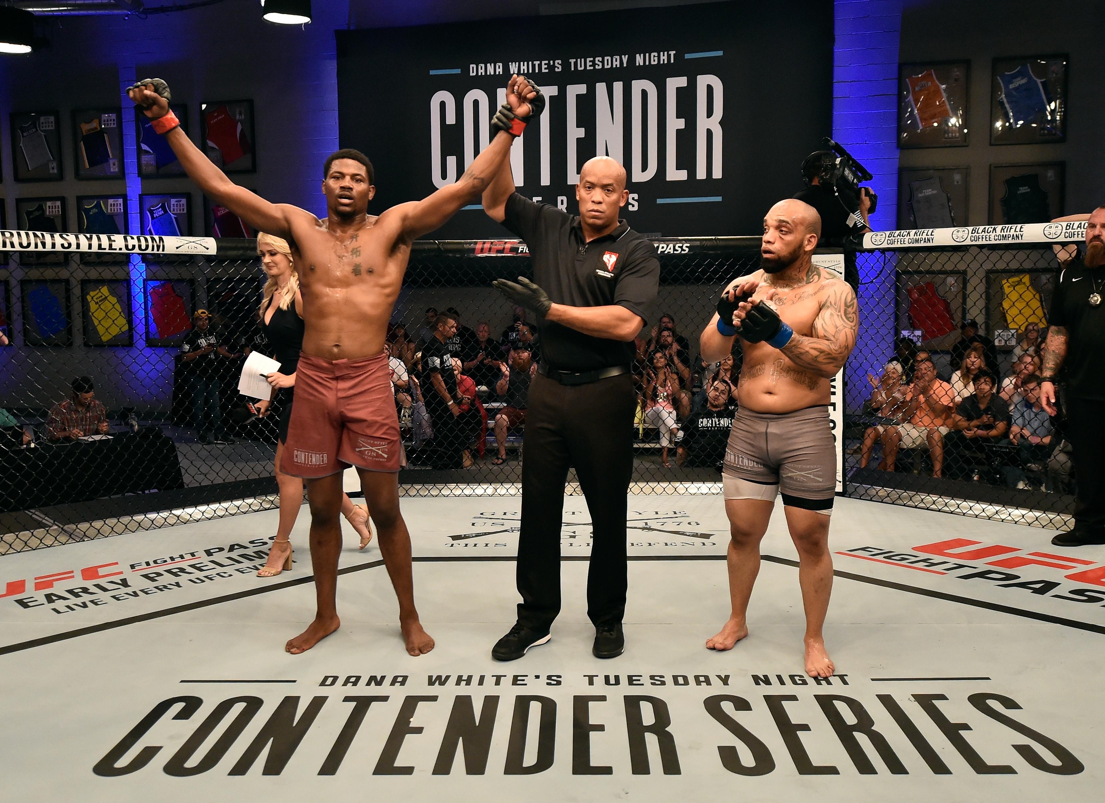 Кевин Холланд UFC-д 11 сая гаруй доллар олсон гэх мэдээллийг эрс үгүйсгэв