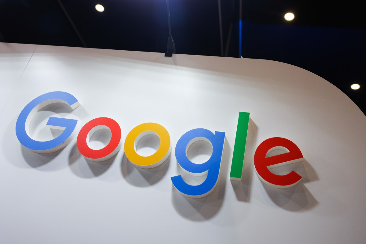 Thinking Machines компанийн үүсгэн байгуулагч Баррет Зоф Google компанид судалгааны дэд ерөнхийлөгчөөр ажиллахаар боллоо
