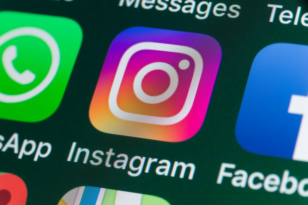 Instagram Reels бичлэгийг автоматаар эвлүүлдэг First Draft функцийг нэвтрүүллээ