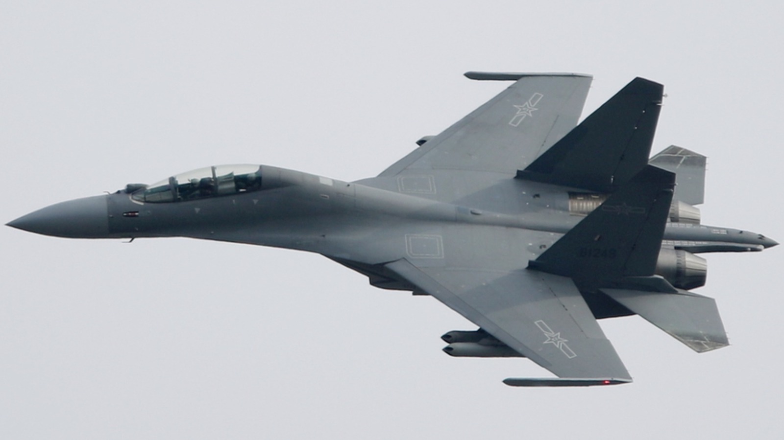 Хятадын J-16 болон Францын Rafale сөнөөгч онгоцууд анх удаа хамтарсан сургуулилтад оролцлоо