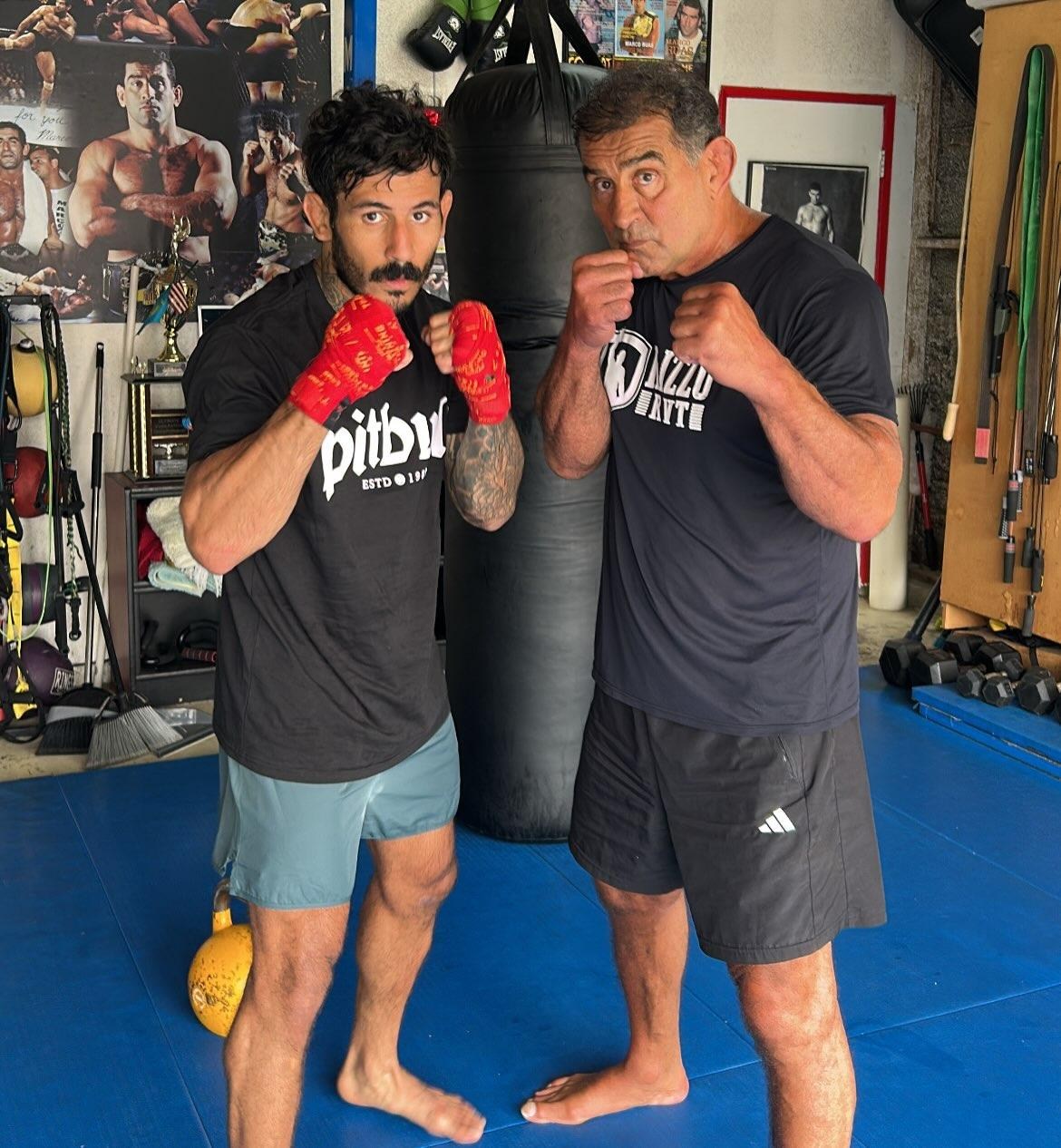 Лерриан Дуглас домогт Марко Руастай хамт бэлтгэл хийж UFC-ийн тулаанд бэлтгэлээ