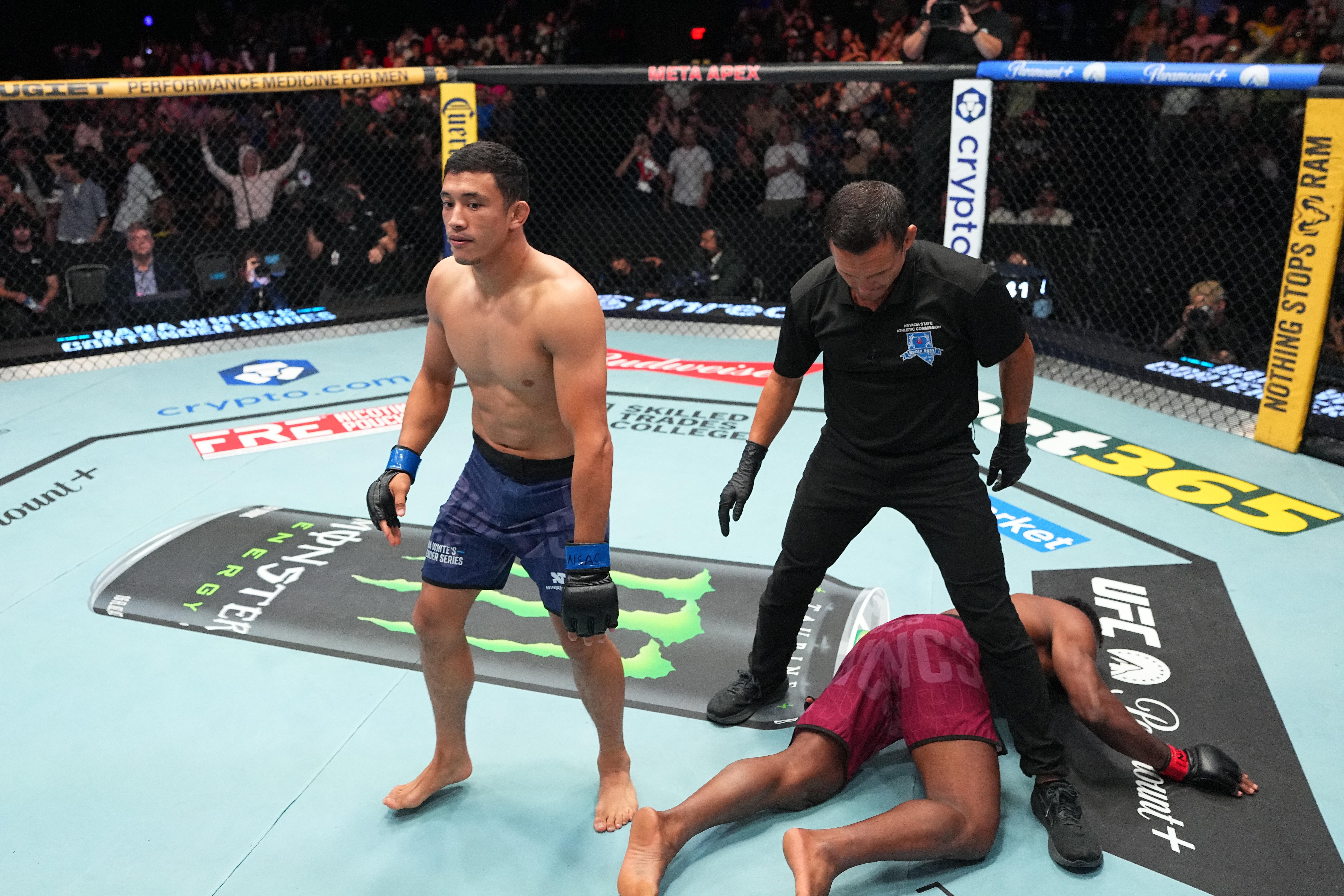DWCS тэмцээний зургаа дахь долоо хоногт дөрвөн тулаанч UFC-д элсэх эрхээ авлаа