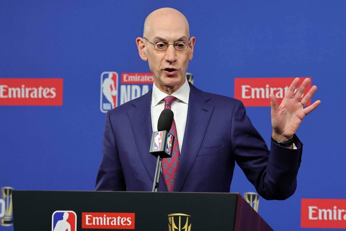 NBA-ийн удирдах зөвлөлийн хурал Лос Анжелес Клипперсийн дуулиант хэргийн дунд эхэллээ