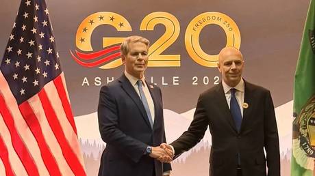 АНУ-ын Ерөнхийлөгч Дональд Трамп ОХУ-ын төлөөлөгчдийг G20-ийн уулзалтад урьсныг Европын орнууд эсэргүүцэв
